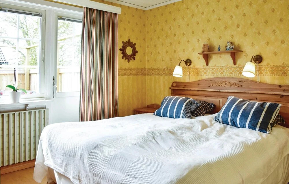 3 Bedroom Cozy Home In Karlshamn