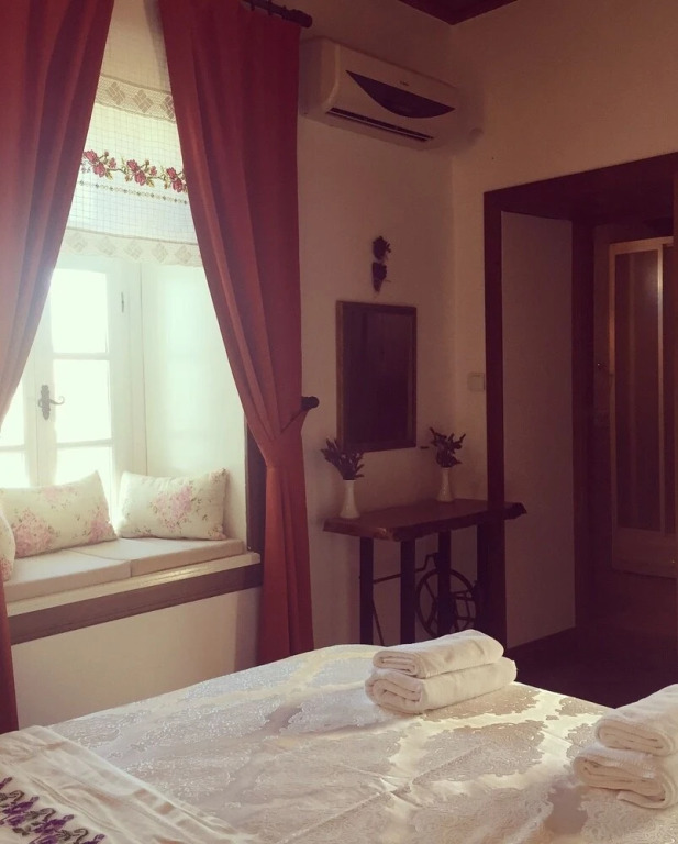 Alasonya Otel Köyiçi