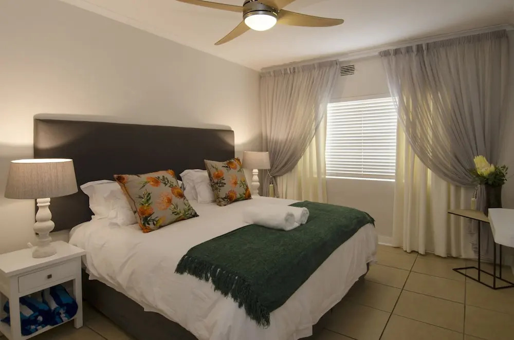 B5 Surfside