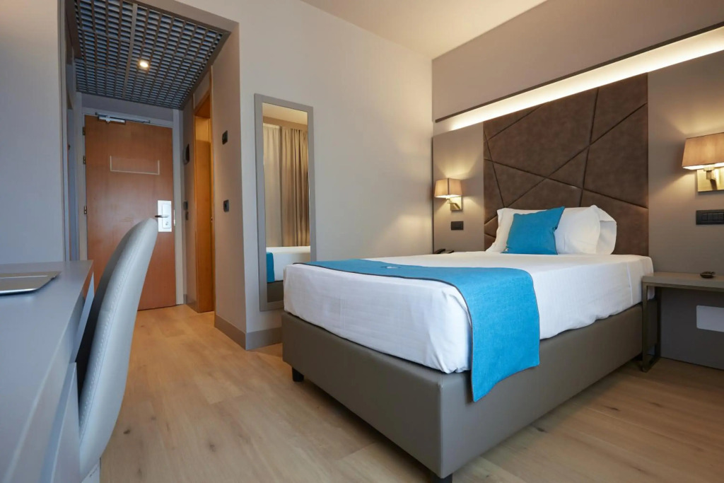 DC HOTEL INTERNATIONAL