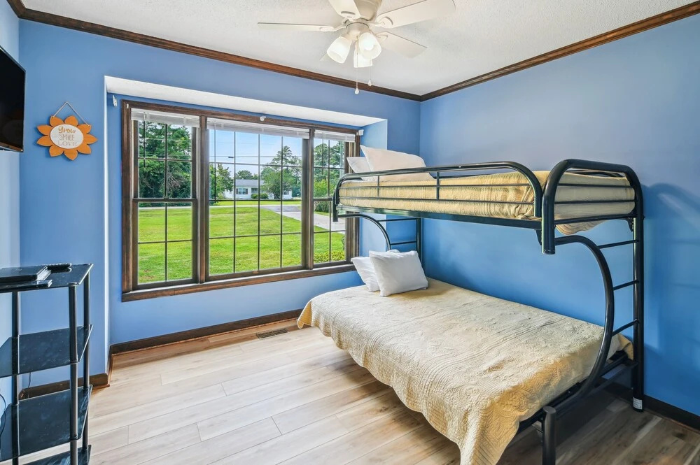 Sunroom + Patio: Myrtle Beach Escape Near Golfing!