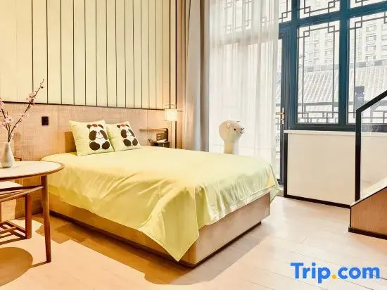 Moshang Qingju Hotel (Liangshan Longcheng Square Store)