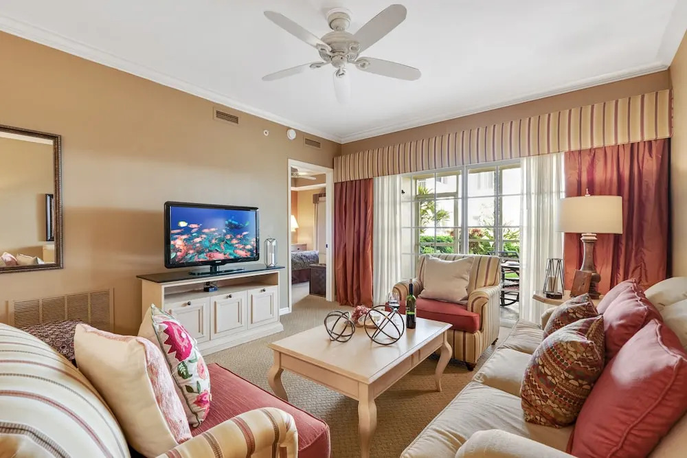 Hidden Jewel Unit 102 - 2 Br Condo