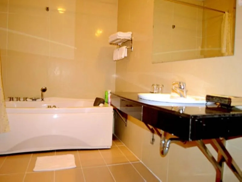 Vuong Hoan Hotel