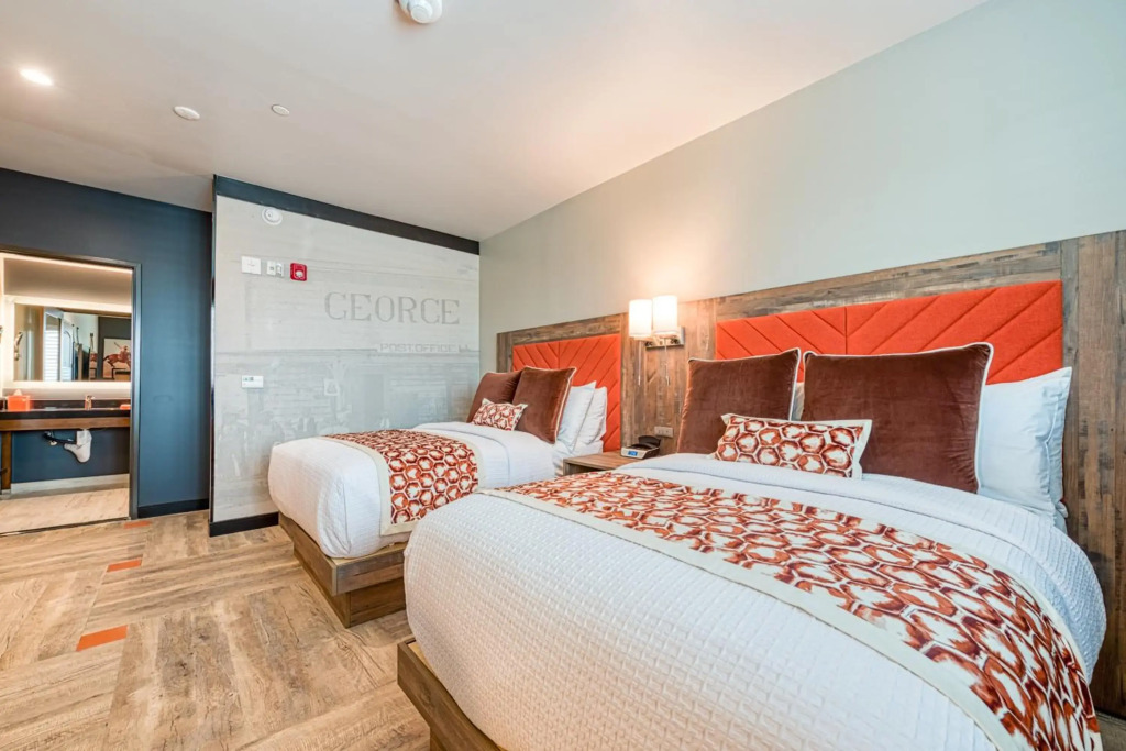 Hotel Lexen Newhall & Santa Clarita - Near Six Flags Magic Mountain
