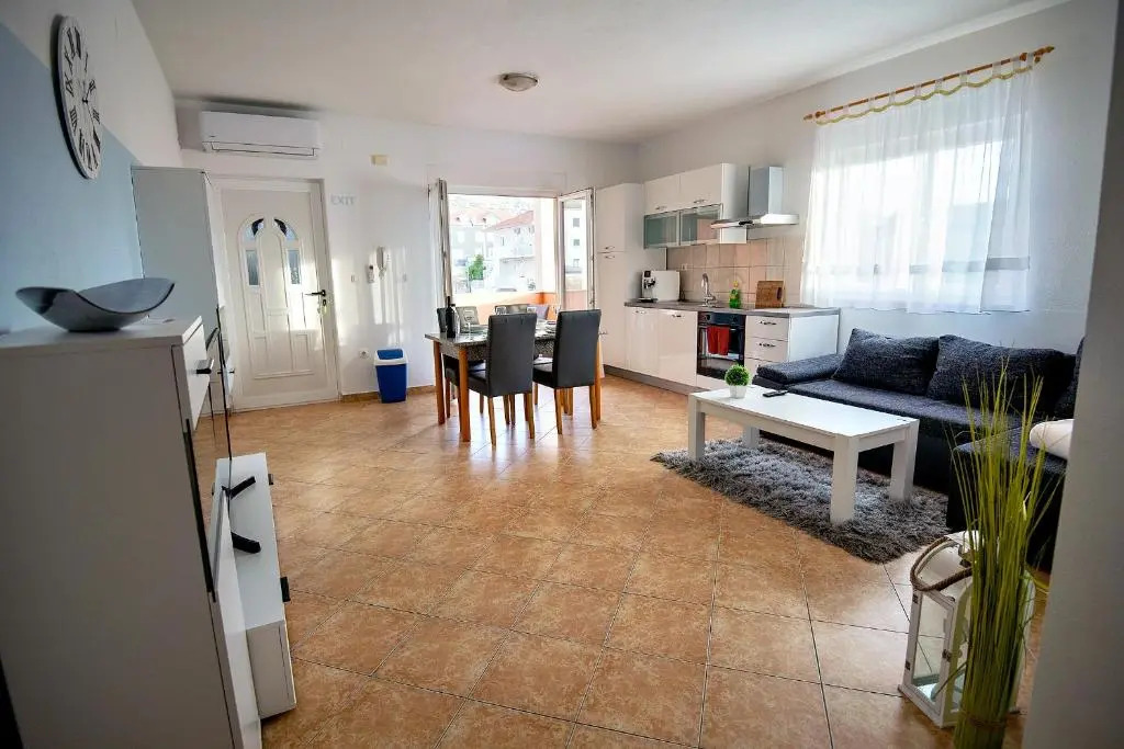Apartments Mamut