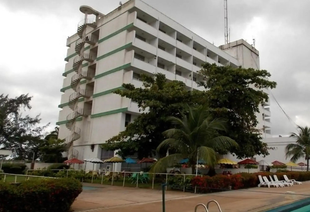 Premier Hotel