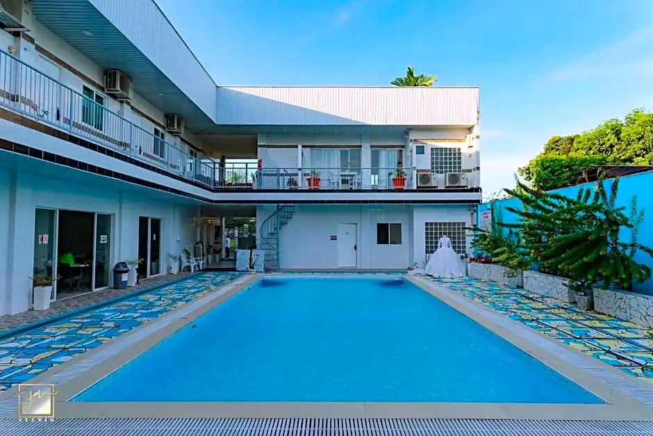 Sena Gladyz Suites