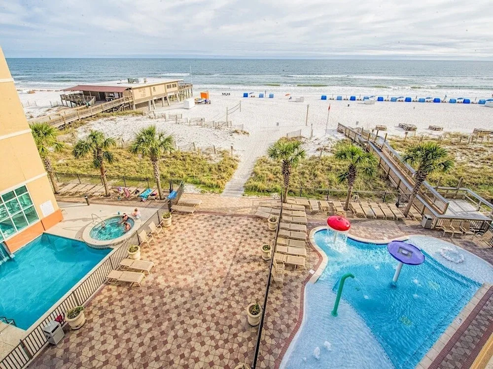 Gulf-front Getaway: Pools, Hot Tub - Steps To Sand 2 Bedroom Condo