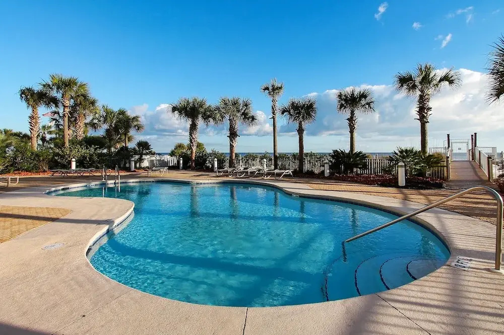 Destin Towers 113 2 Bedroom Condo