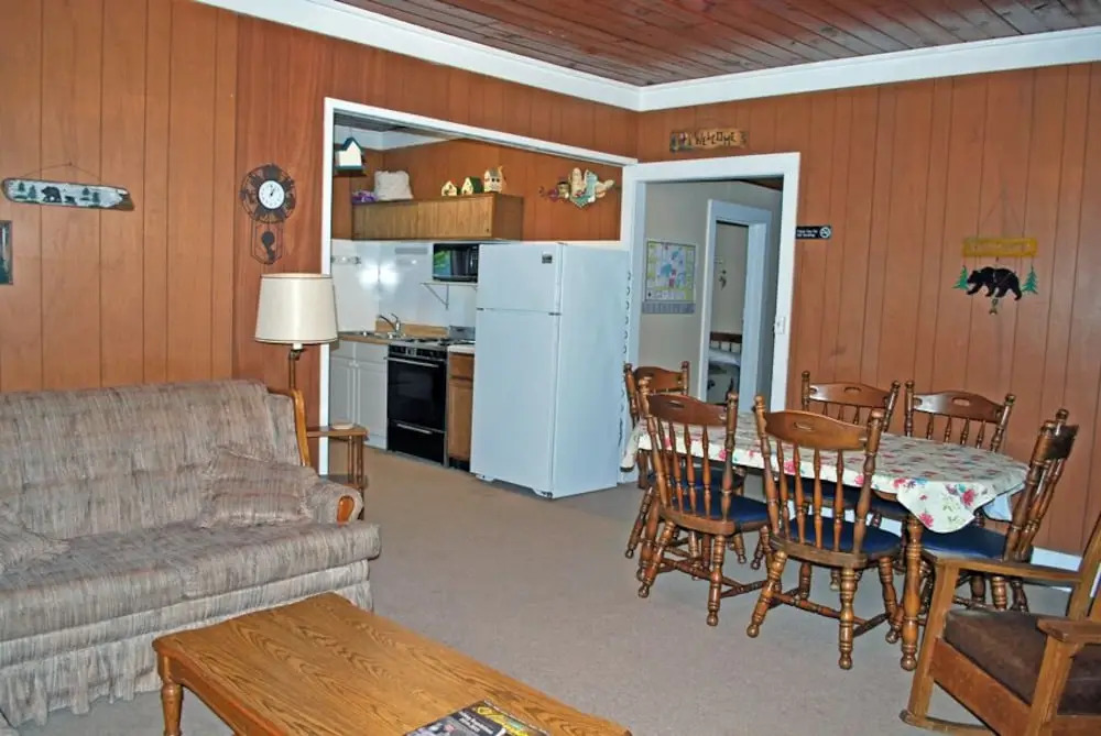 Ash - Elbert's - Hiller Vacation S 4 Bedroom Duplex