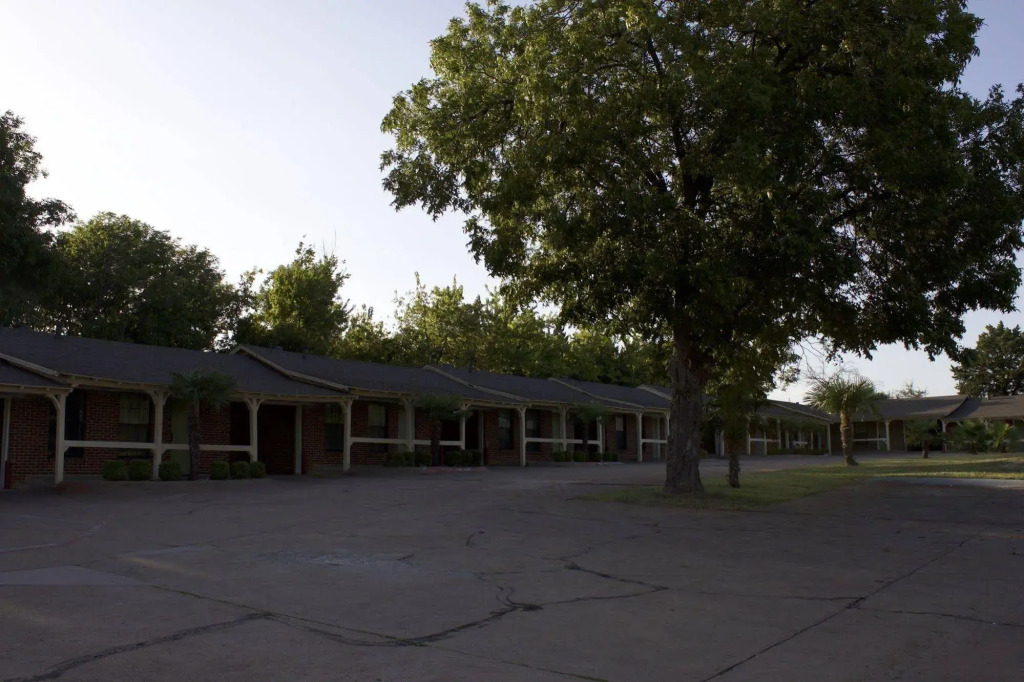 Inn of the Dove Dallas