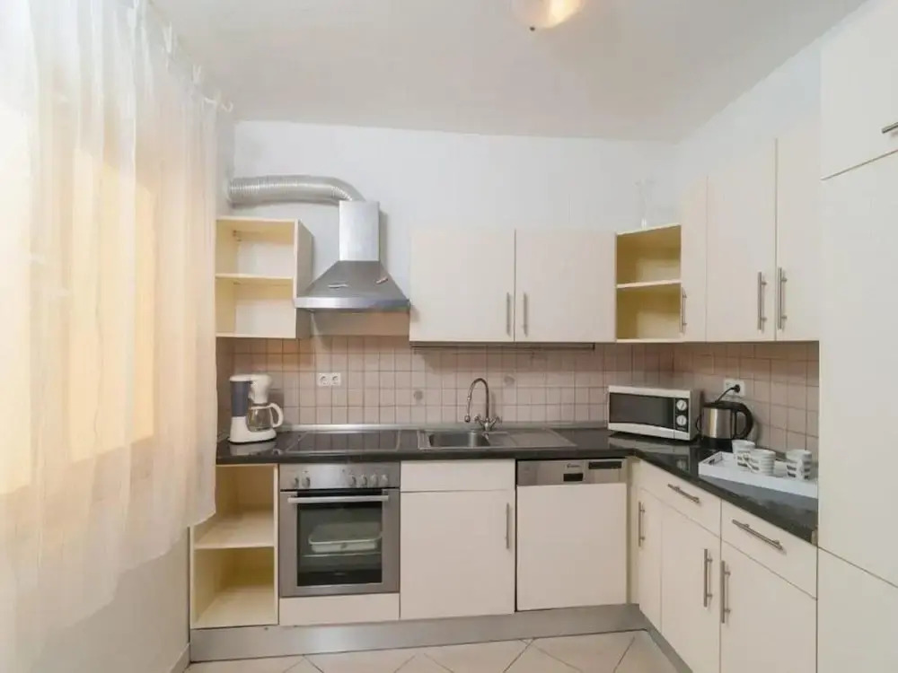 Apartment Stipic Omis - Three Bedroom Apartment With Terrace