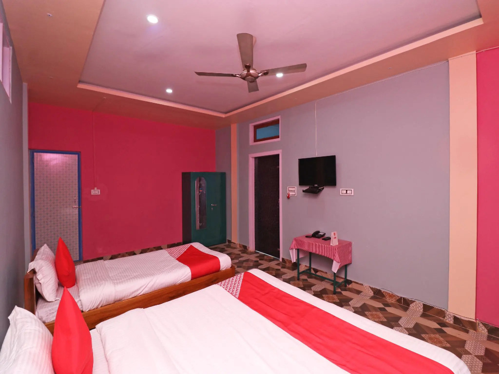 OYO 30340 Hotel Sweet Home