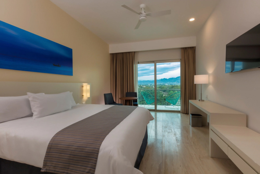 Отель Krystal Puerto Vallarta