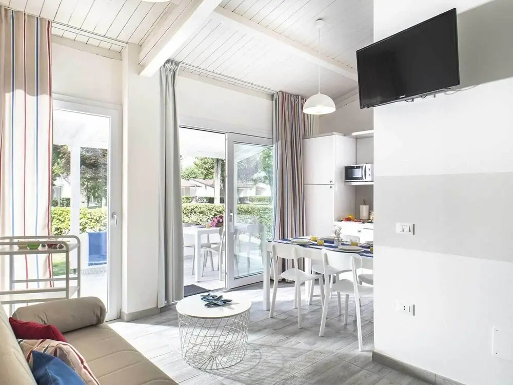 Bungalow in Caorle With Garden Furniture