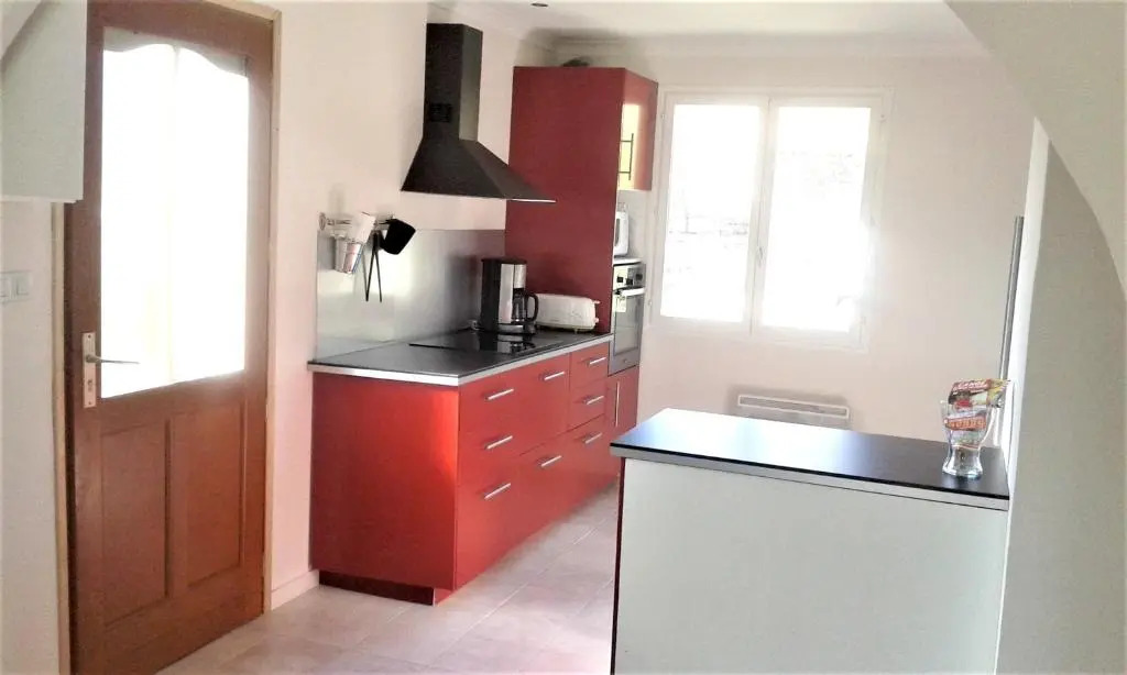 Maison de 4 chambres avec piscine privee jardin clos et wifi a Orthoux Serignac Quilhan