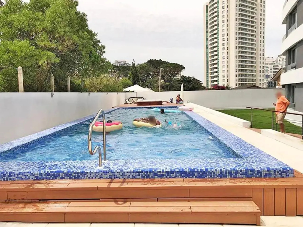 Great Beach Apartment, 5+1 Guests. Pool, Amenities