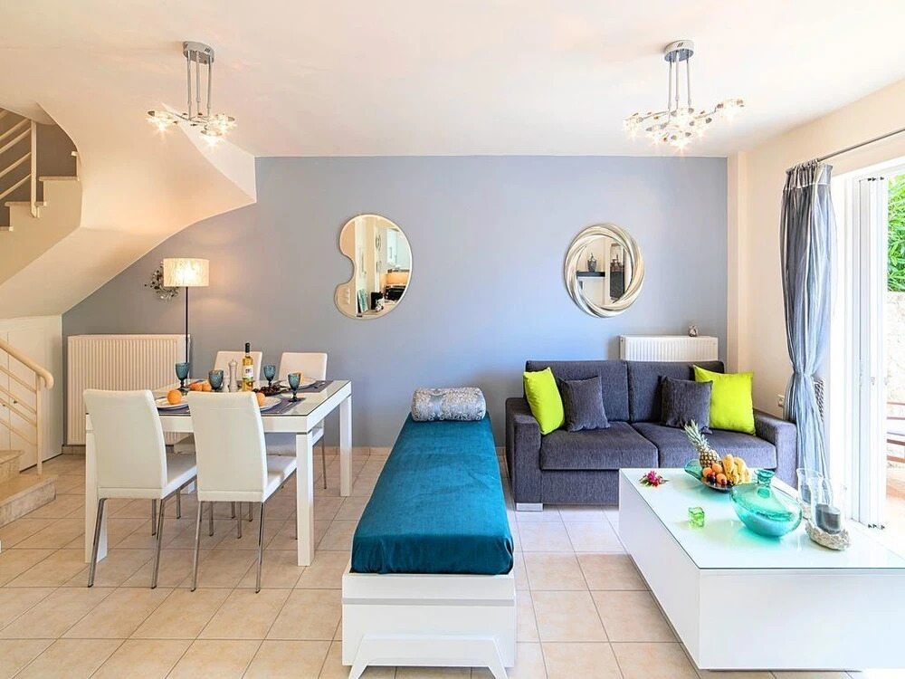 Villa Cressida