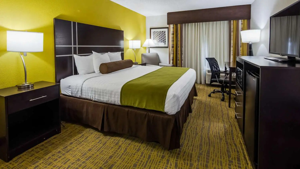 Best Western Plus Hanes Mall