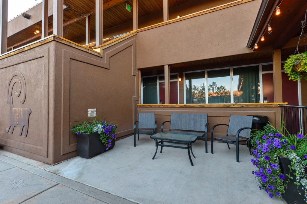 Big Horn Lodge