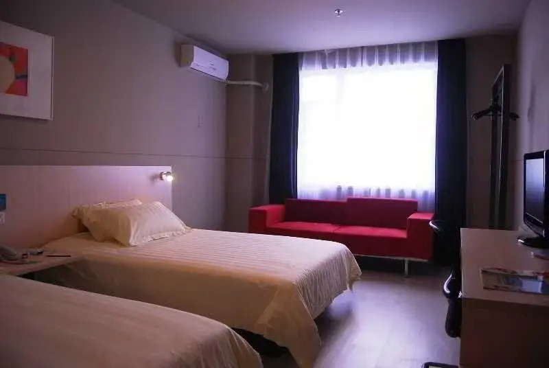Jinjiang Inn