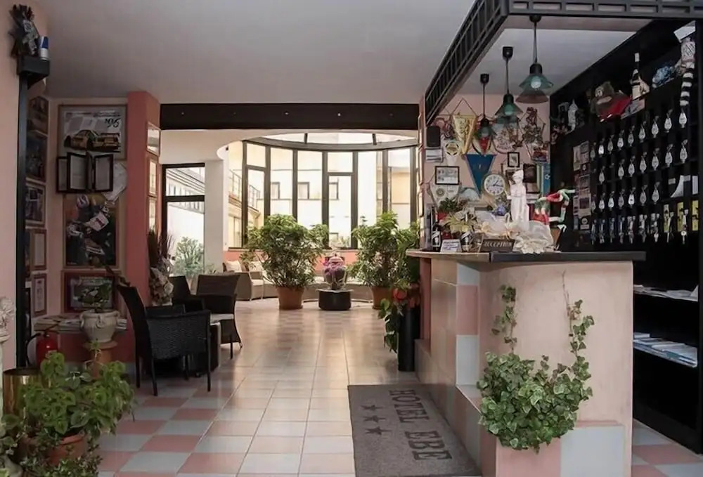 Hotel Ebe
