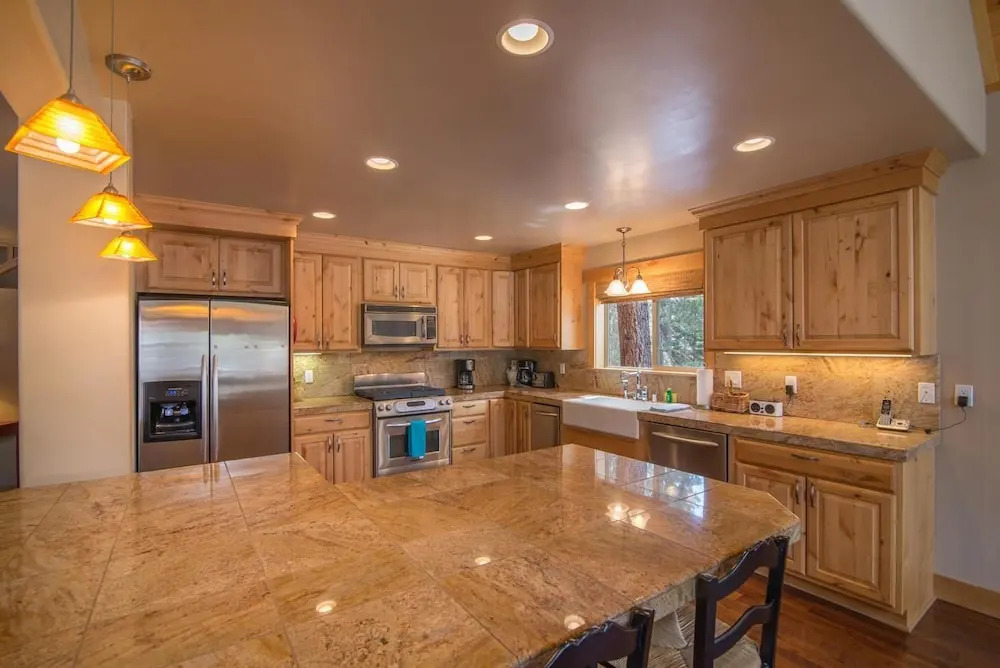 Falcon Point 3 Bedroom Holiday Home By Tahoe Truckee