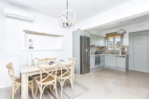 Villa Glyfada, 100m From the Beach