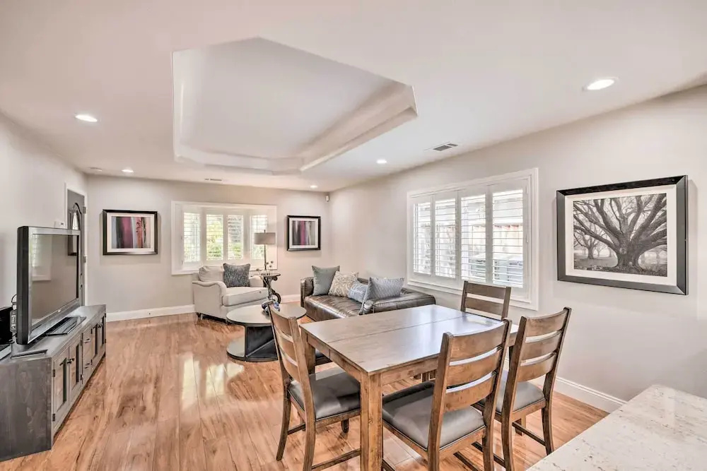 Walkable Family Home Near Levi's Stadium!
