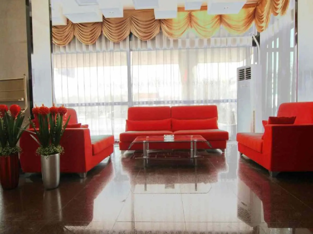 Jinghua Hotel Baoding Train Station