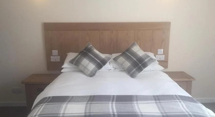 Urquhart Caledonian Hotel