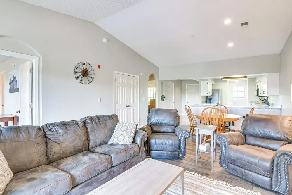 1 Mi to 76 Strip: Family Condo in Branson!