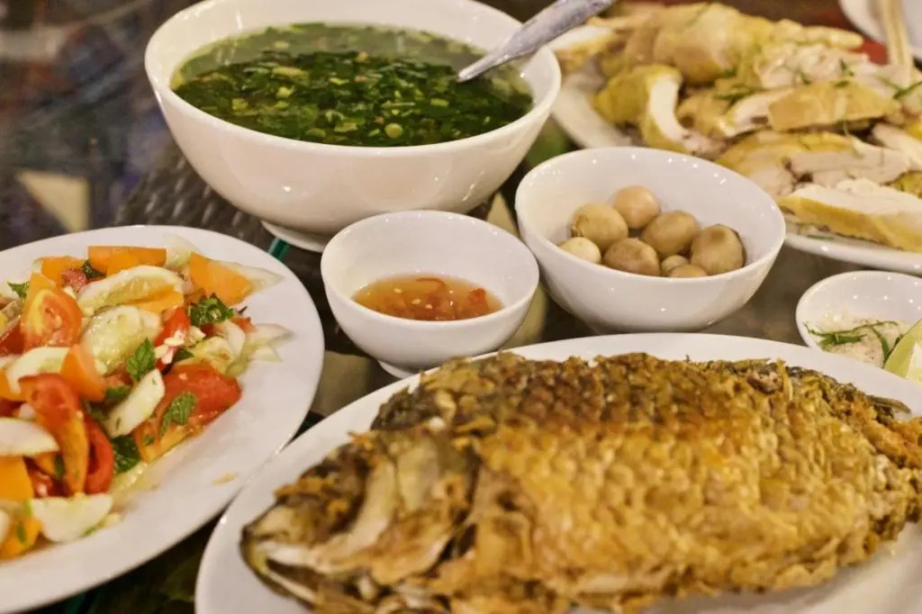 Tam Coc Lakeside Homestay