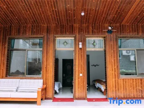 Tiantai Liyueju Homestay (Guoqing Scenic Area)