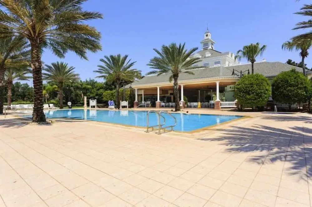 Villas North