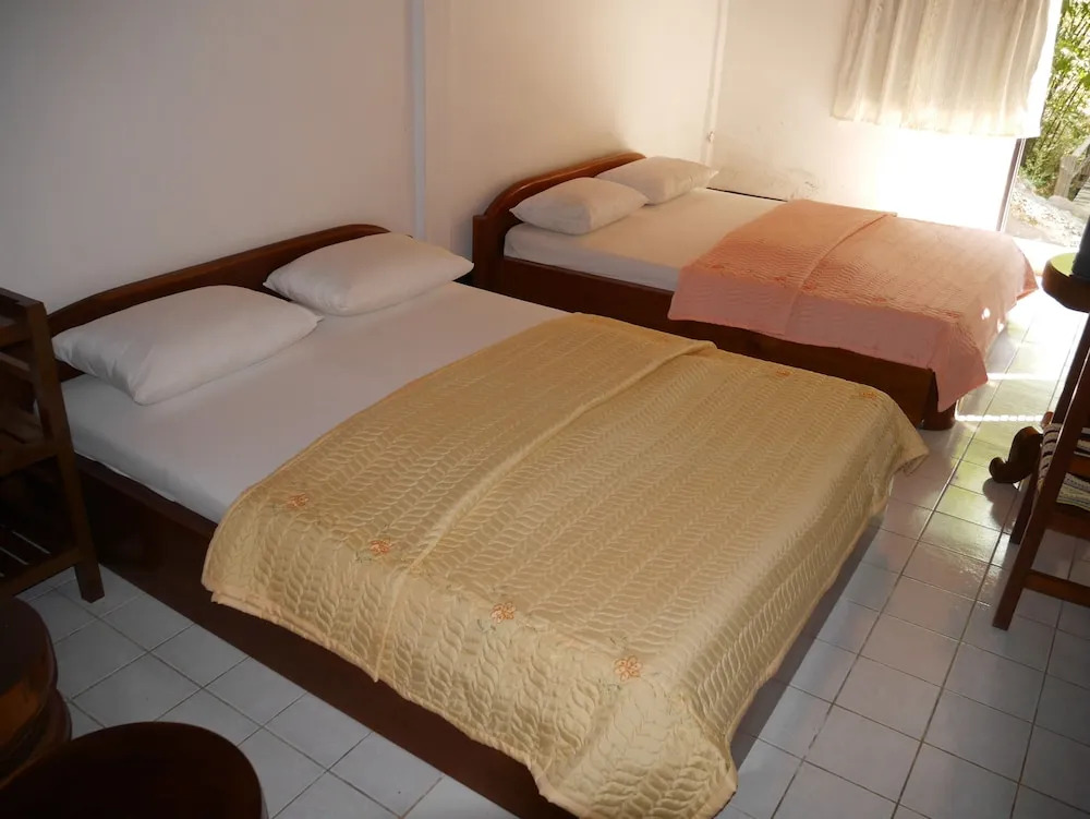ห้วยน้ำรินรีสอร์ท The Creek Garden Resort