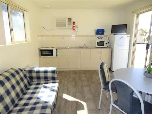 Costello Hotels - Moonta Bay Cabins