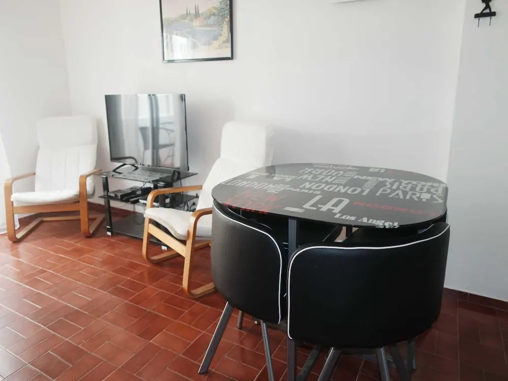 B21 - Seashell Apartment in Downtown Lagos