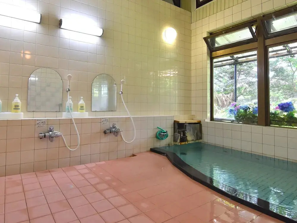 Kuroishi Onsenkyo Ochiai Onsen Kanesada Ryokan