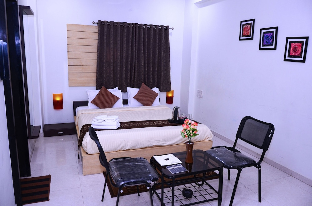 Hotel Crown