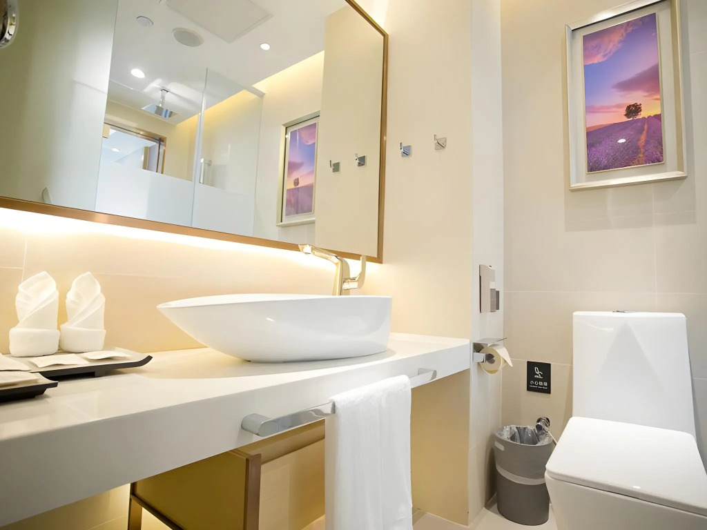 Lavande Hotels·Shenzhen Xili Metro Station