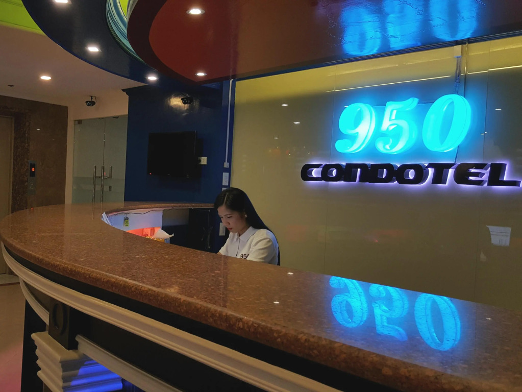 950 Condotel