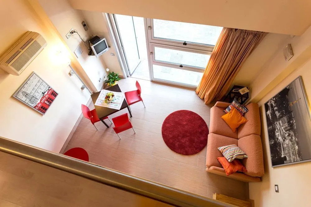 Easy Space