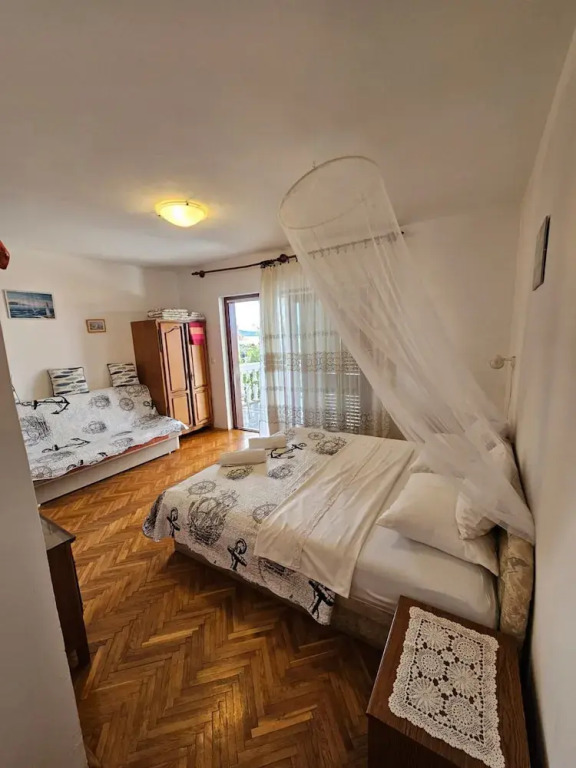 Studio in Tribunj Near Bristak Beach