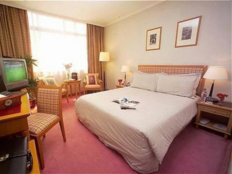 Crystal Orange Hotel North the Bund
