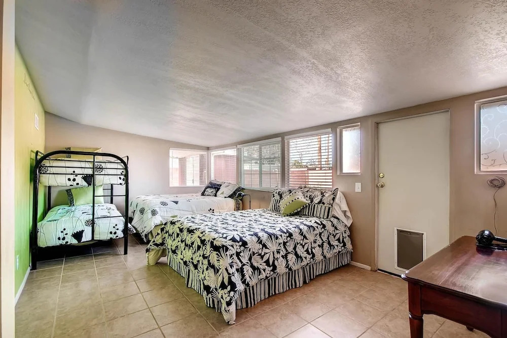 PX007 5 Bedroom Apartment By Senstay