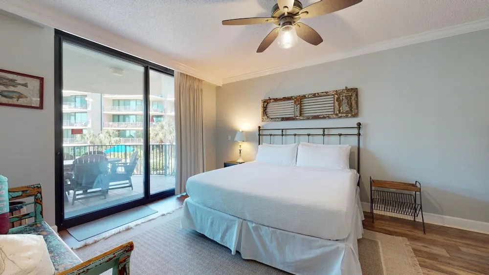 3br/3ba w/ Lazy River & Slide Sleeps 8