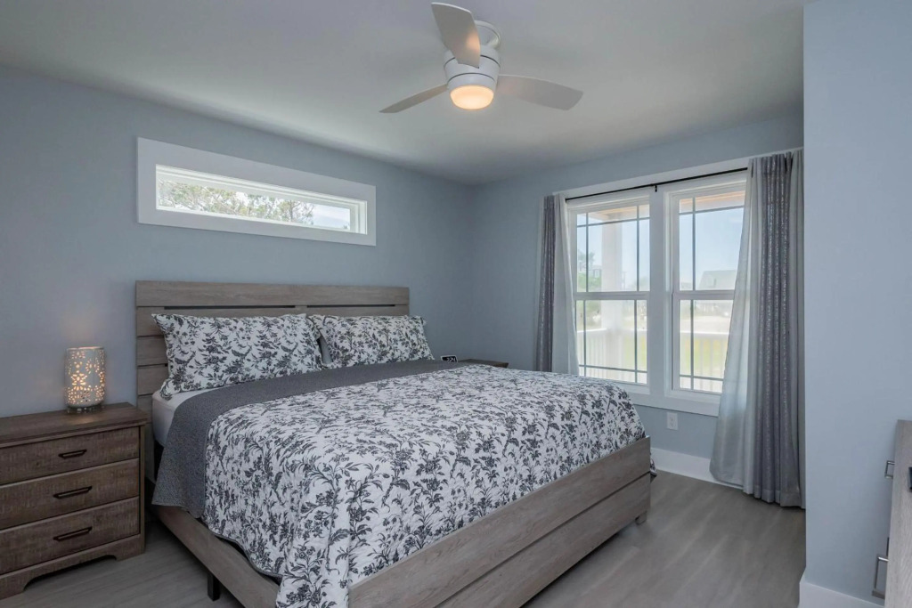 Sweet Sunshine by Oak Island Accommodations