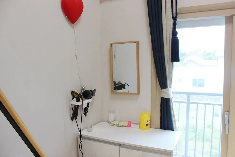 Doomchit Guest House - Hostel